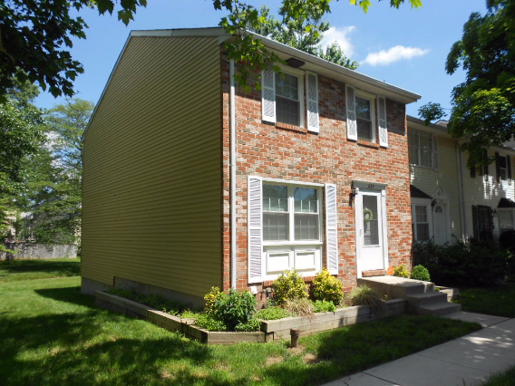 Home for Rent in Millersville - Chalet Circle West, Millersville, MD 21108