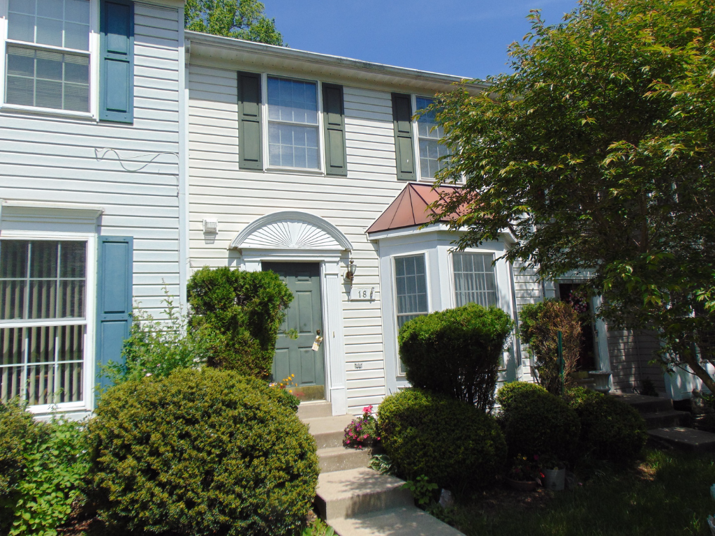 Home for Rent in Owings Mills - Amber Lady Court, Owings Mills, MD 21117