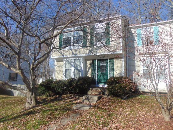Home for Rent in Crofton - Log Mill Court, Crofton, MD 21114