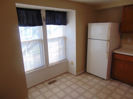 Home for Rent in Crofton - Log Mill Court, Crofton, MD 21114