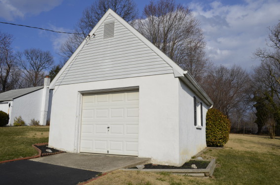 Home for Rent in Nottingham - Ridge Road, Nottingham, MD 21236