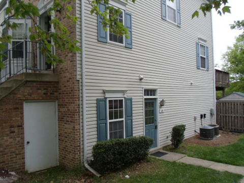 Private Entrance - Murdoch Court, Crofton, MD 21114