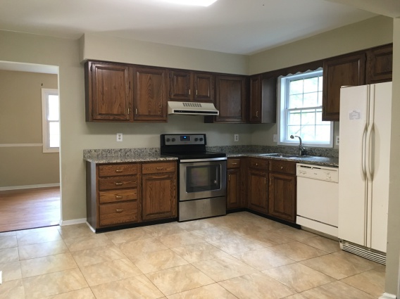 Severna Park Home for Rent - W Benforest Drive, Severna Park, MD 21146