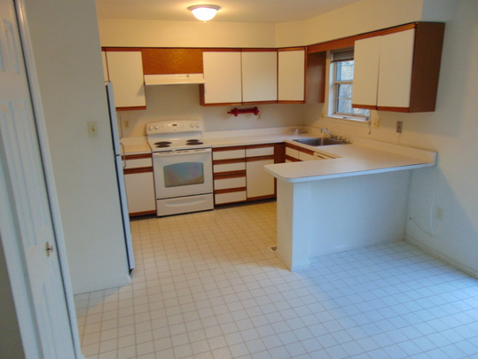 Ellicott City Home for Rent - Leyden Way, Ellicott City, MD 21042